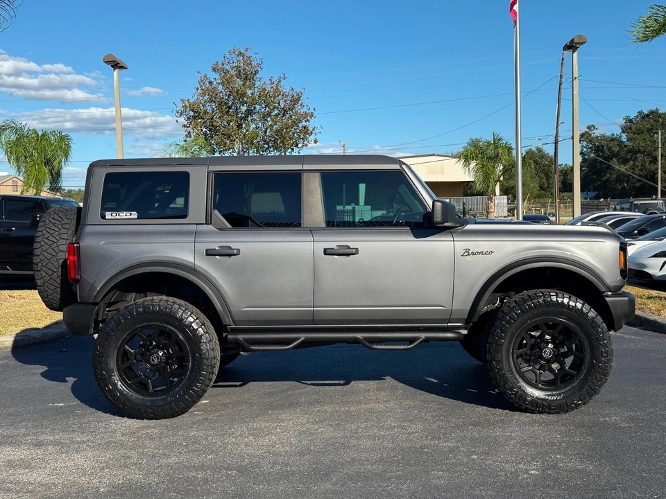 2022 Ford Bronco 6th Gen - Image 12 of 12