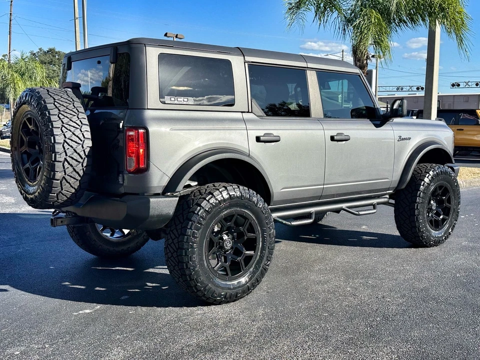 2022 Ford Bronco 6th Gen - Image 6 of 12
