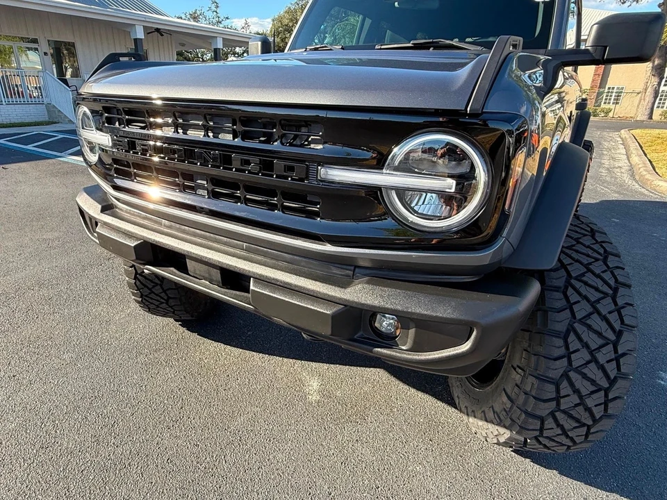 2022 Ford Bronco 6th Gen - Image 10 of 12