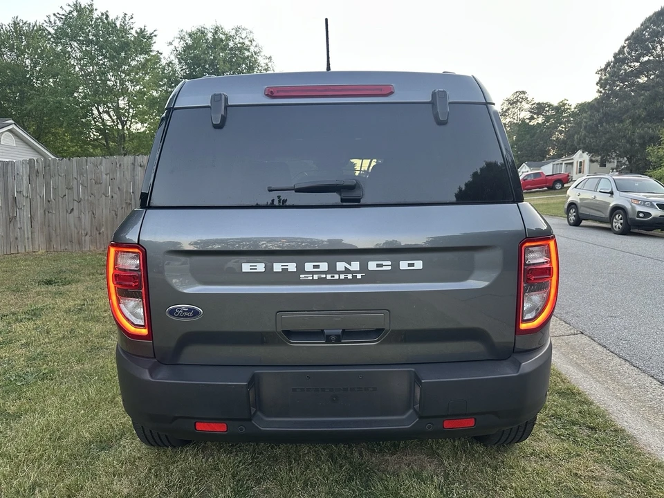 2022 Ford Bronco 6th Gen - Image 5 of 20
