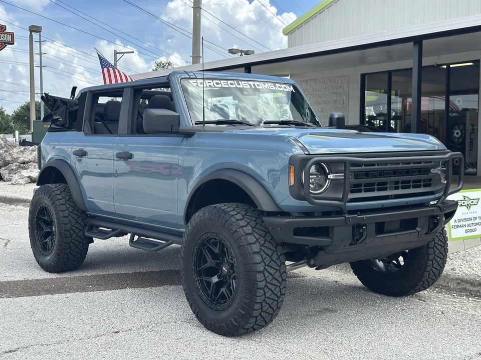 2022 Ford Bronco 6th Gen - Image 14 of 21