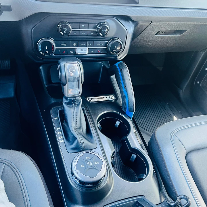 2022 Ford Bronco 6th Gen - Image 2 of 31