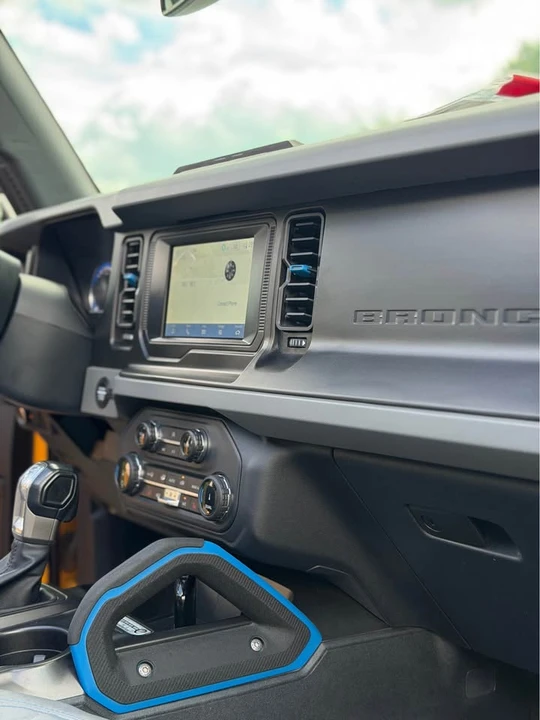 2022 Ford Bronco 6th Gen - Image 7 of 10
