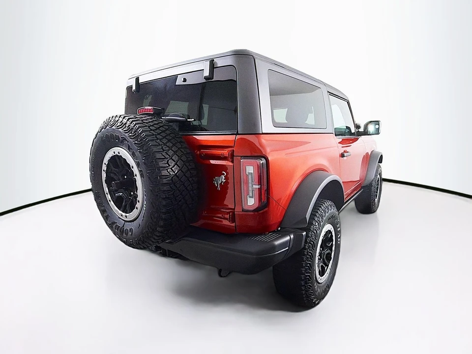 2022 Ford Bronco 6th Gen - Image 8 of 12