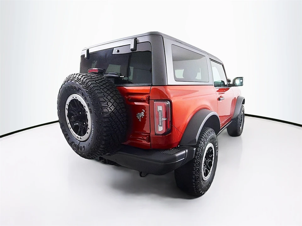 2022 Ford Bronco 6th Gen - Image 8 of 12