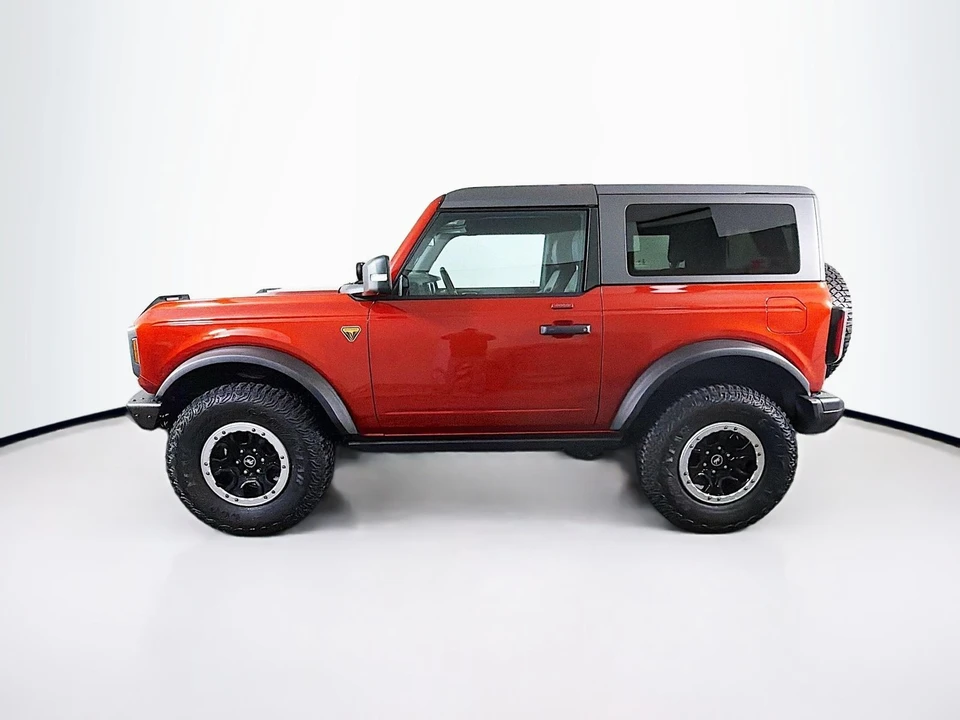 2022 Ford Bronco 6th Gen - Image 5 of 12