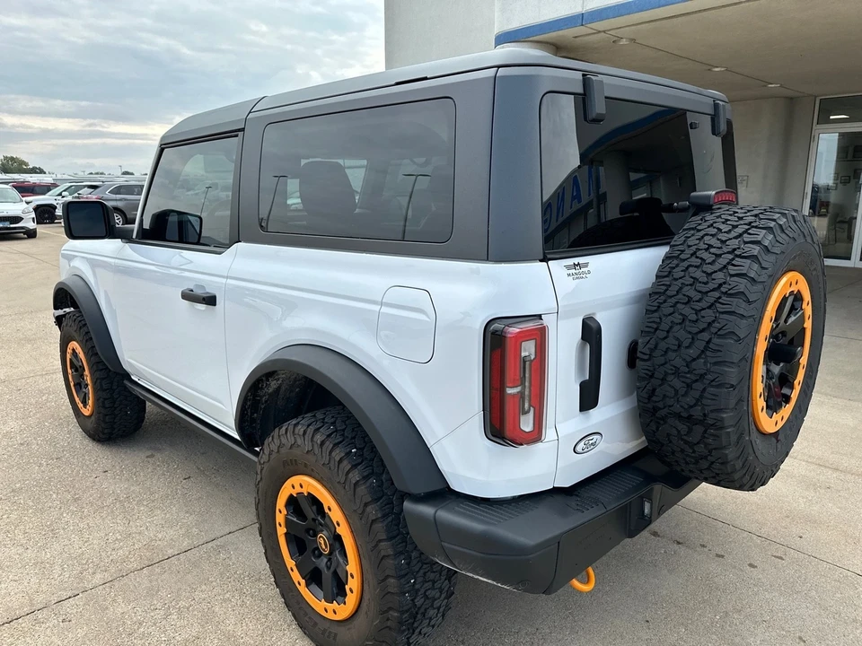 2022 Ford Bronco 6th Gen - Image 4 of 12