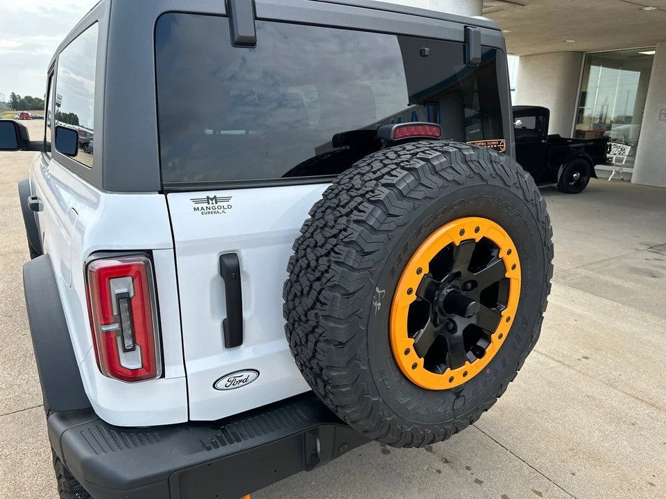 2022 Ford Bronco 6th Gen - Image 5 of 12