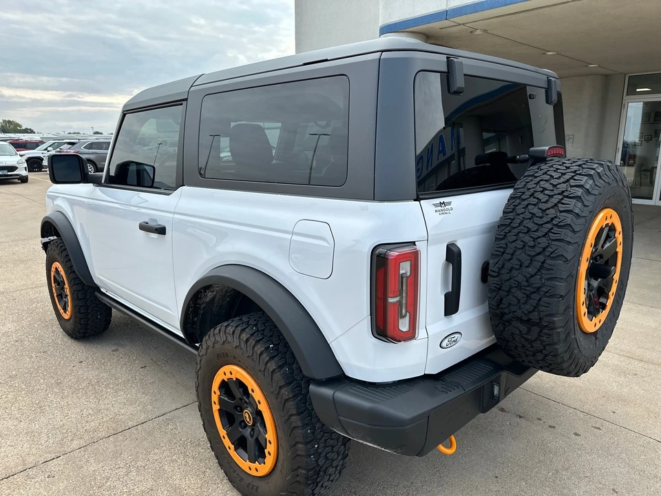 2022 Ford Bronco 6th Gen - Image 4 of 12