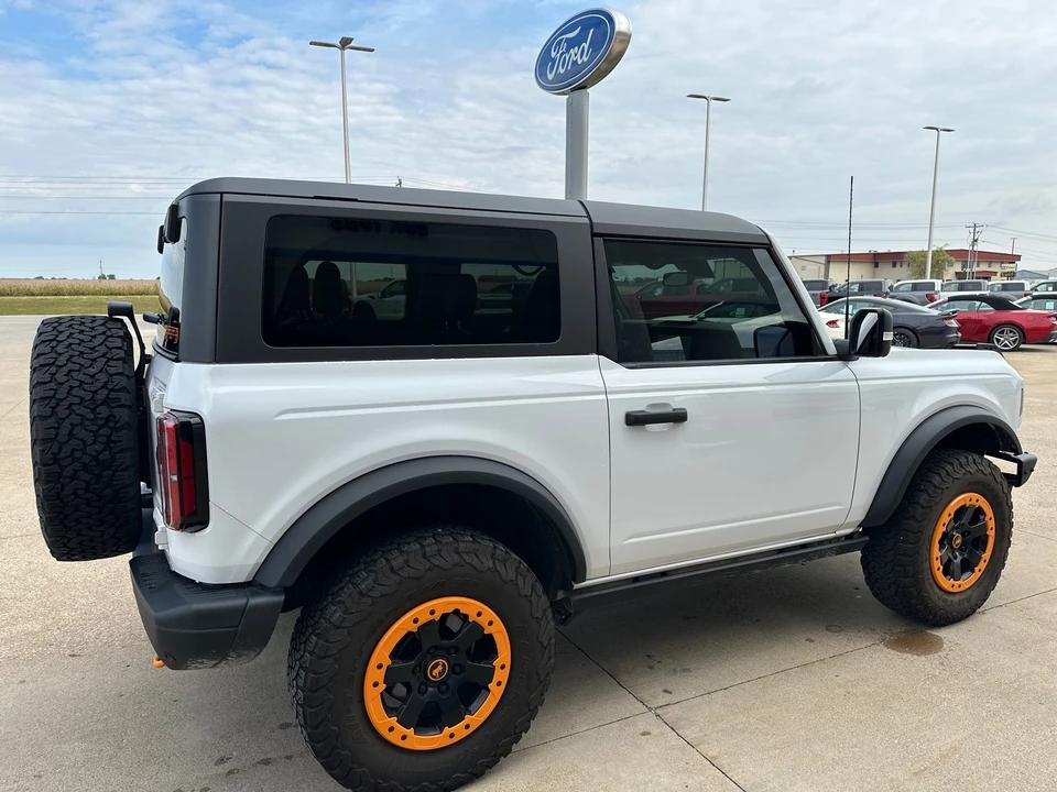 2022 Ford Bronco 6th Gen - Image 8 of 12