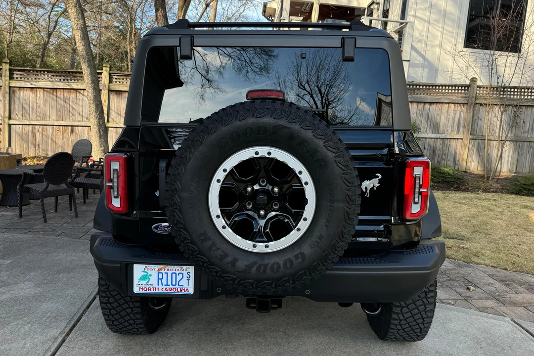 2022 Ford Bronco 6th Gen - Image 5 of 31