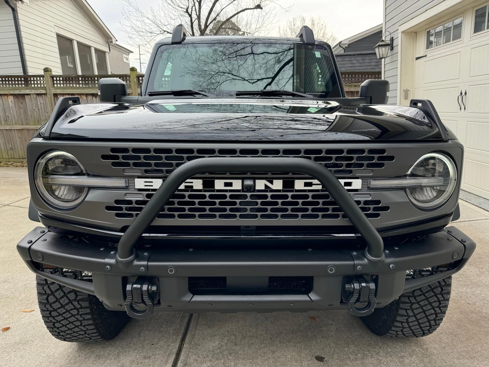 2022 Ford Bronco 6th Gen - Image 9 of 31