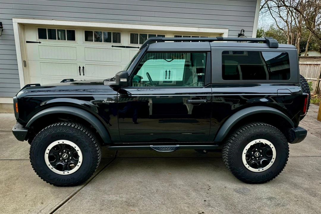 2022 Ford Bronco 6th Gen - Image 3 of 31
