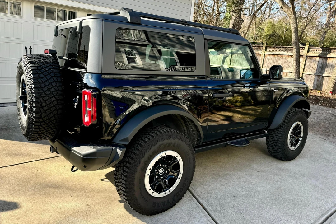 2022 Ford Bronco 6th Gen - Image 4 of 31