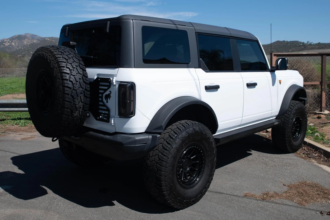 2022 Ford Bronco 6th Gen - Image 5 of 31