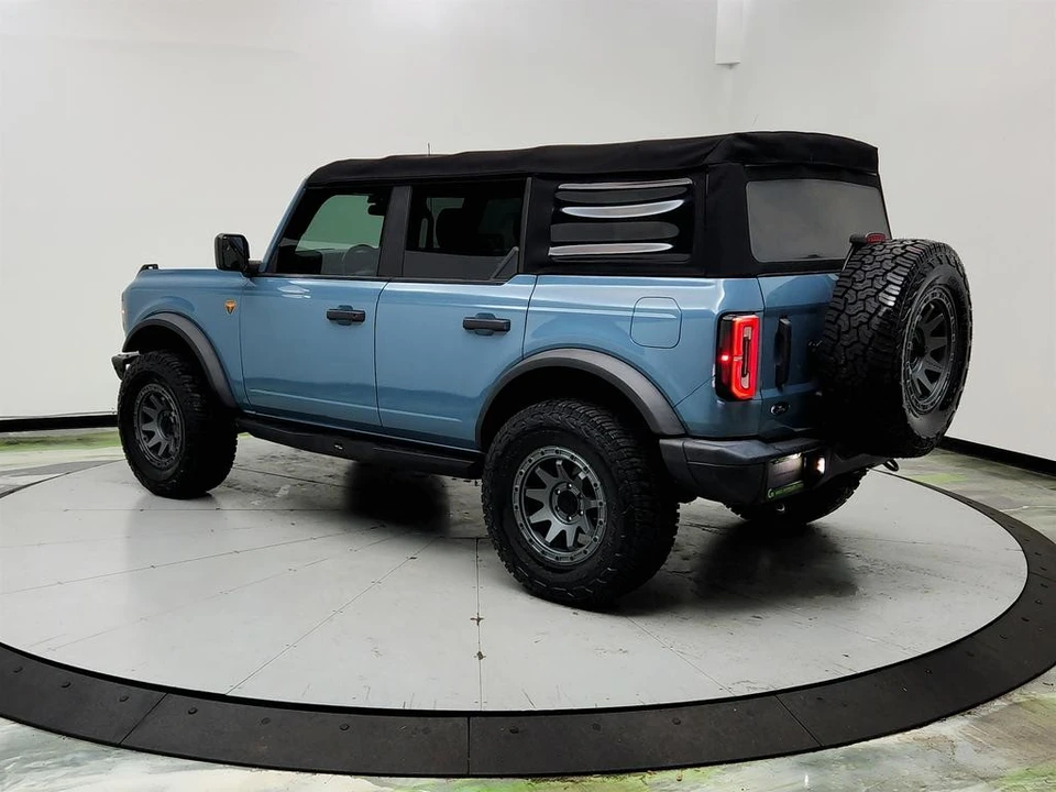 2022 Ford Bronco 6th Gen - Image 7 of 31