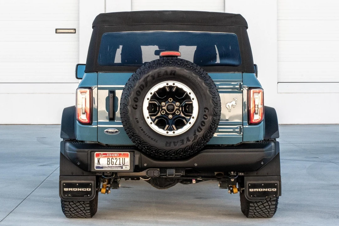 2022 Ford Bronco 6th Gen - Image 5 of 31