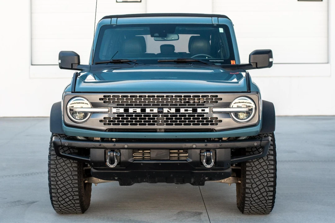 2022 Ford Bronco 6th Gen - Image 2 of 31