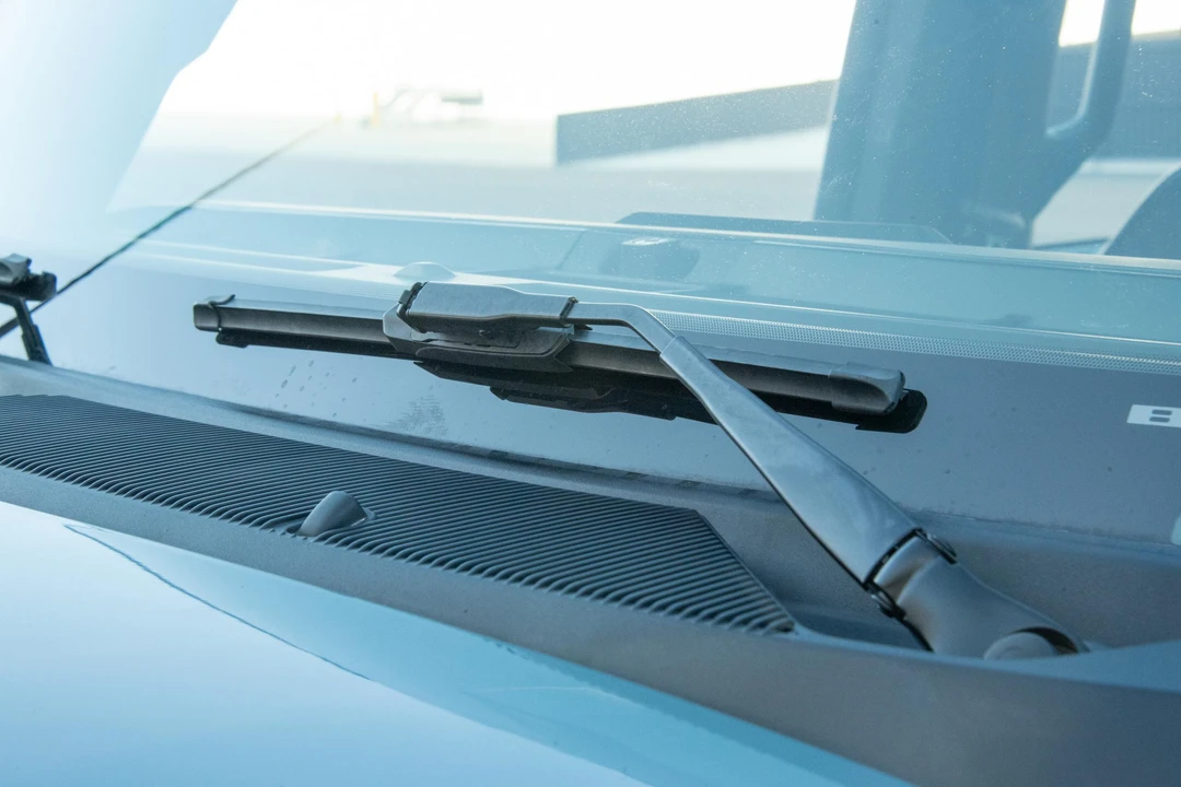2022 Ford Bronco 6th Gen - Image 19 of 31