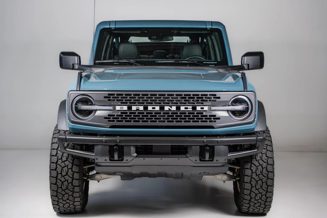 2022 Ford Bronco 6th Gen - Image 2 of 31