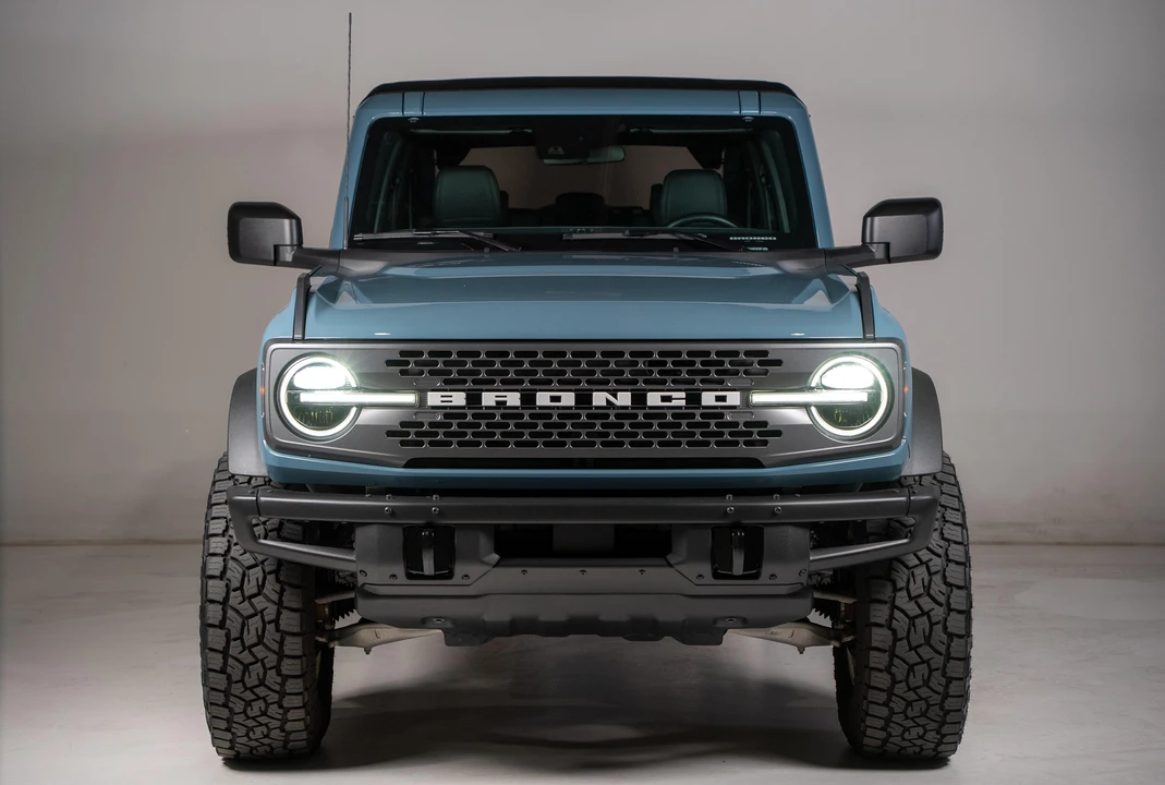 2022 Ford Bronco 6th Gen - Image 10 of 31