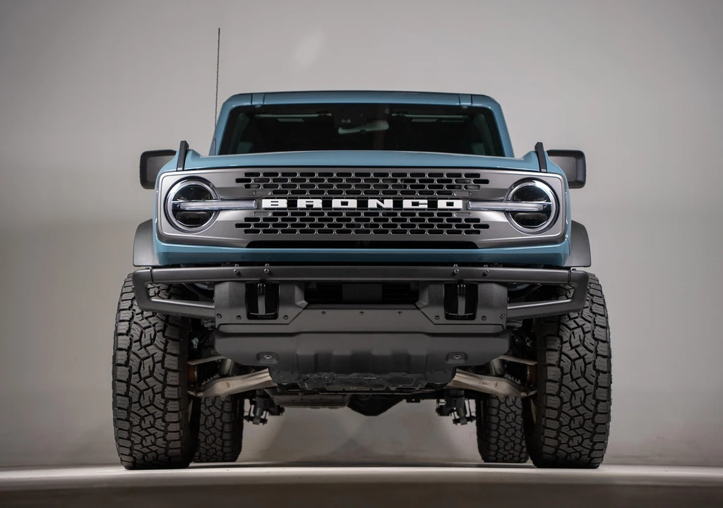 2022 Ford Bronco 6th Gen - Image 6 of 31
