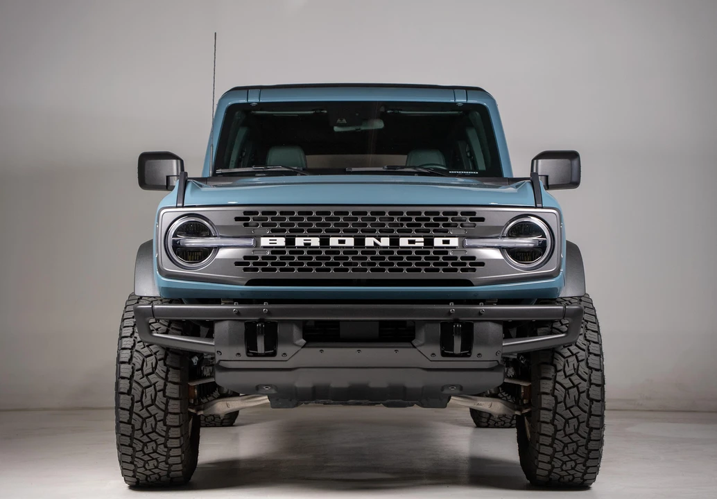 2022 Ford Bronco 6th Gen - Image 8 of 31
