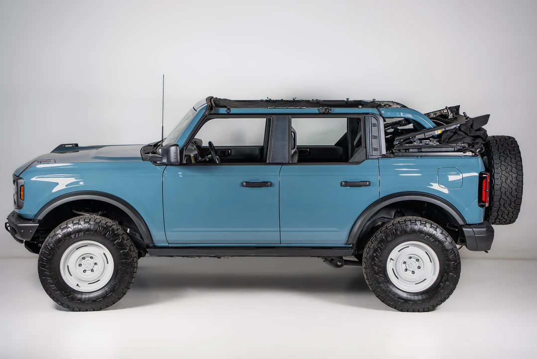 2022 Ford Bronco 6th Gen - Image 20 of 31
