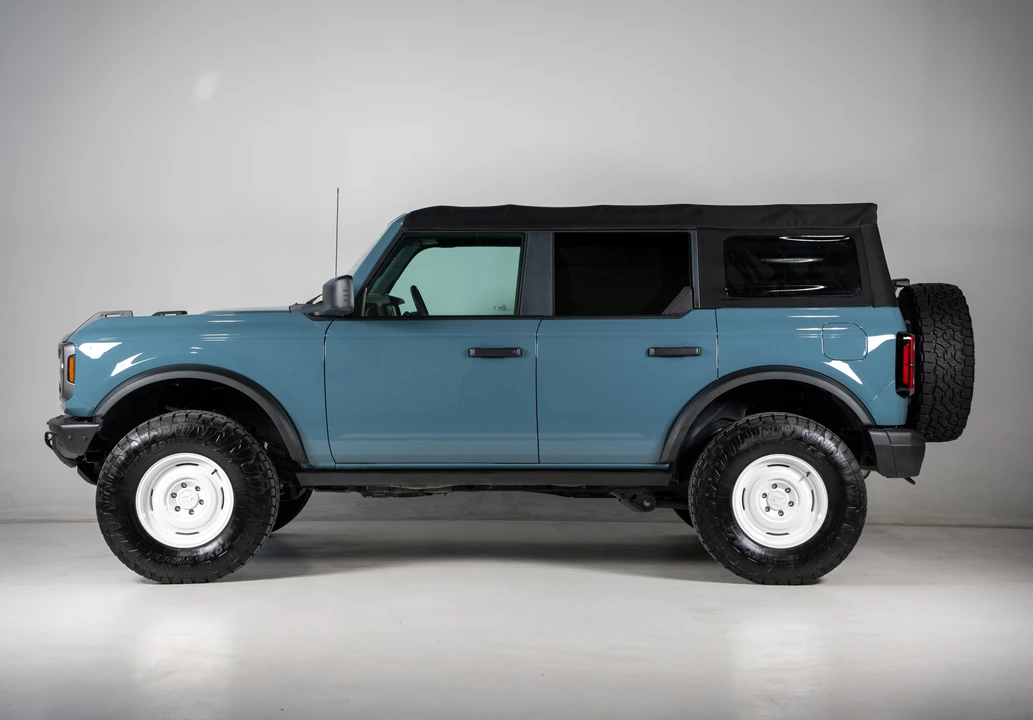 2022 Ford Bronco 6th Gen - Image 22 of 31