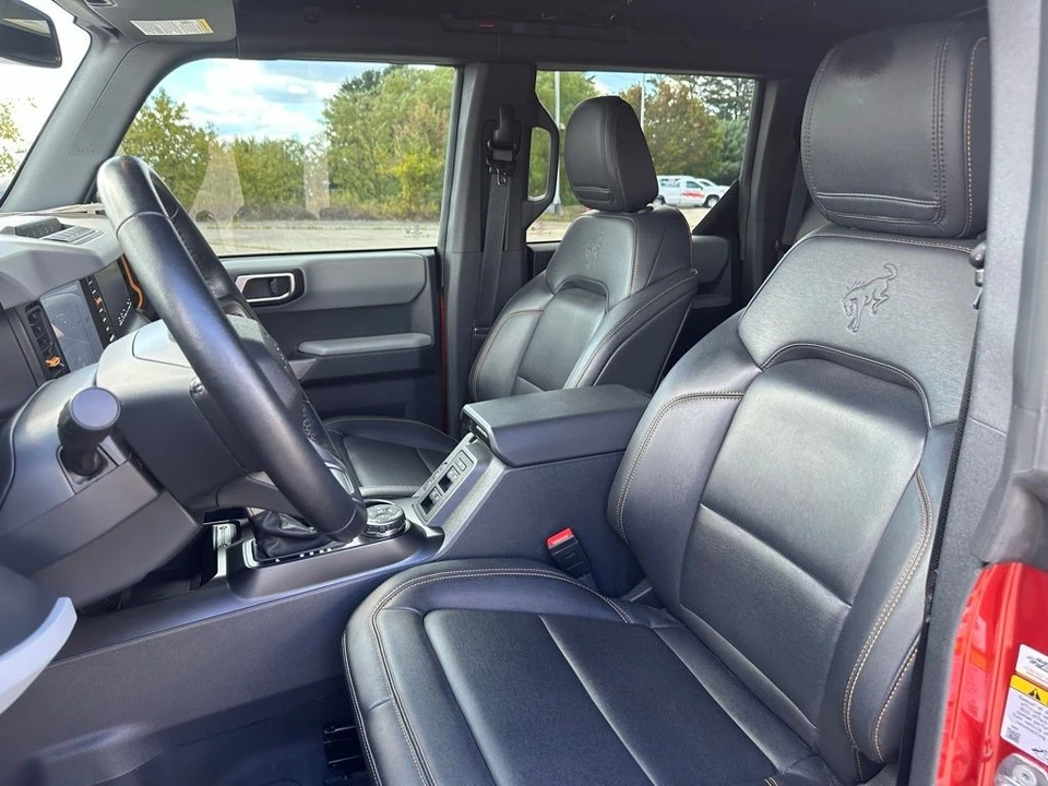 2022 Ford Bronco 6th Gen - Image 11 of 12