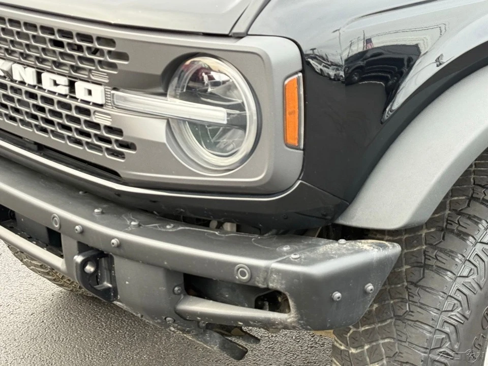 2022 Ford Bronco 6th Gen - Image 9 of 21