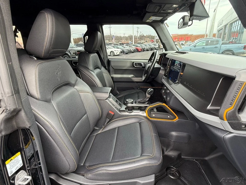2022 Ford Bronco 6th Gen - Image 16 of 21