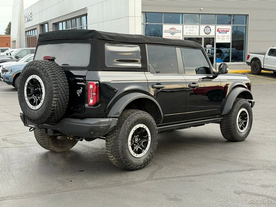 2022 Ford Bronco 6th Gen - Image 3 of 12