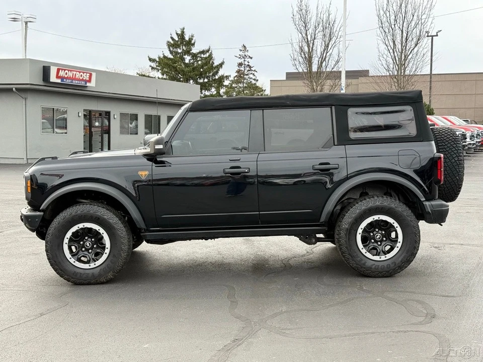 2022 Ford Bronco 6th Gen - Image 6 of 21