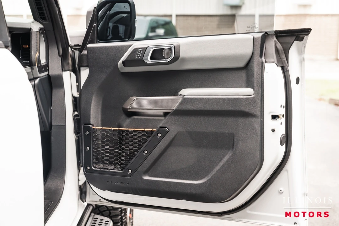 2022 Ford Bronco 6th Gen - Image 29 of 31