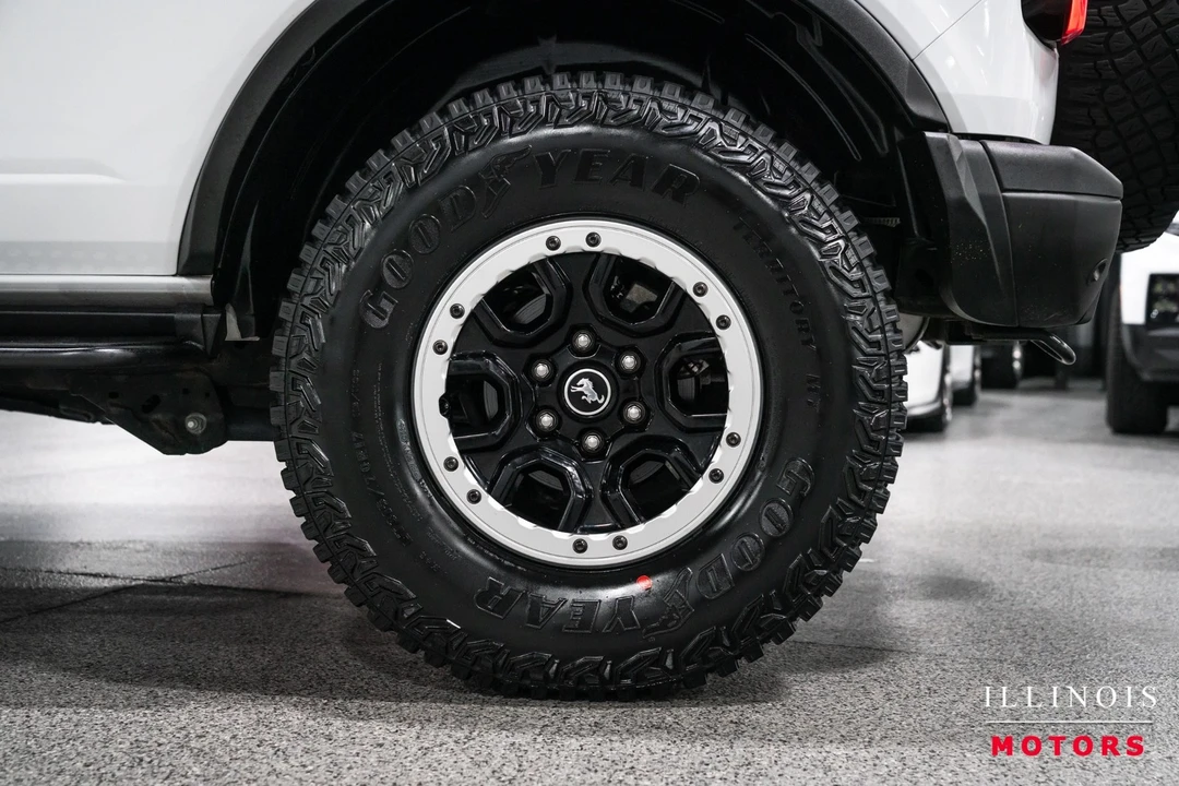 2022 Ford Bronco 6th Gen - Image 10 of 31