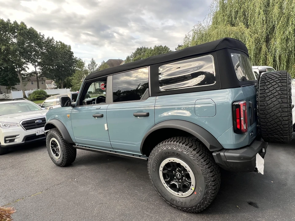 2022 Ford Bronco 6th Gen - Image 20 of 31