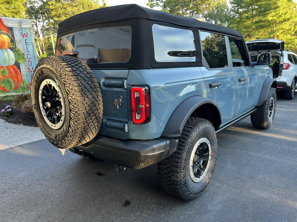 2022 Ford Bronco 6th Gen - Image 24 of 31
