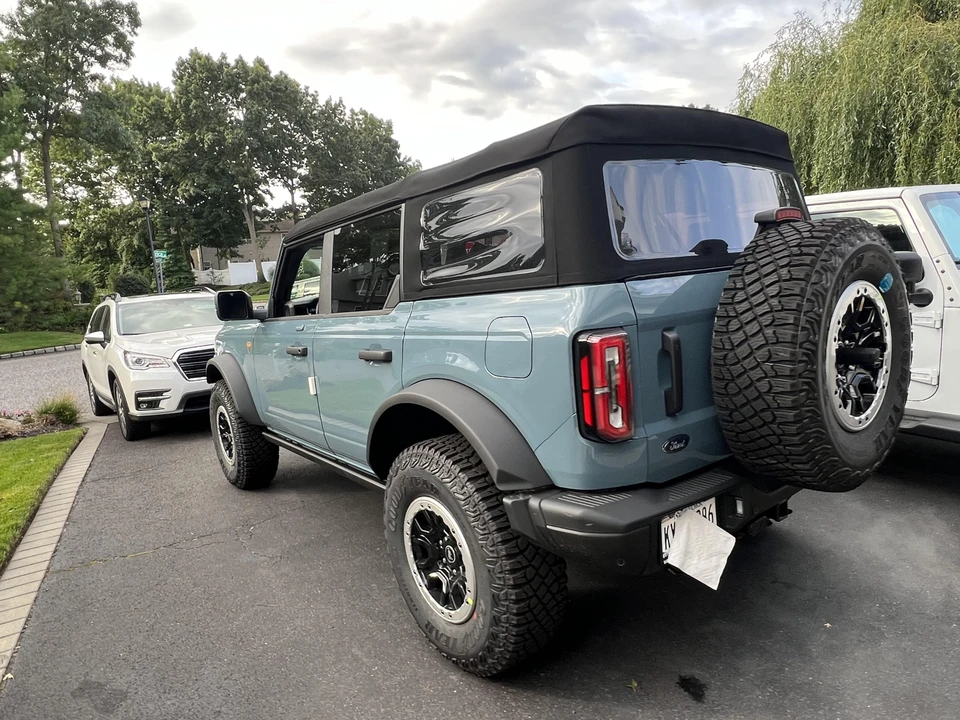 2022 Ford Bronco 6th Gen - Image 21 of 31