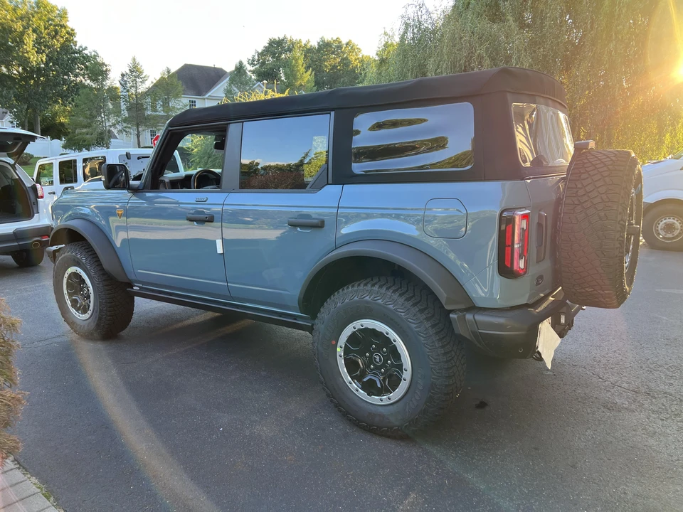2022 Ford Bronco 6th Gen - Image 19 of 31