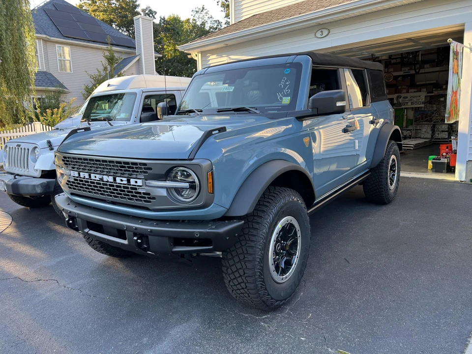 2022 Ford Bronco 6th Gen - Image 11 of 31