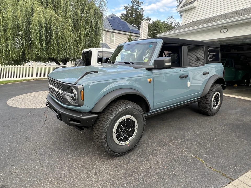 2022 Ford Bronco 6th Gen - Image 14 of 31