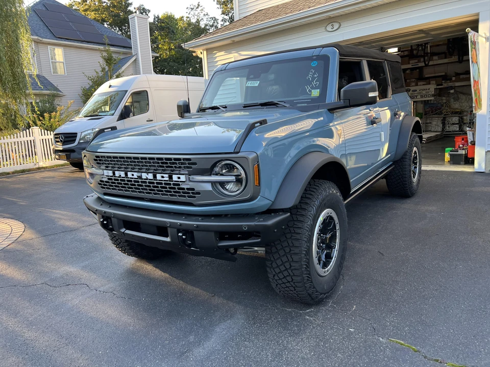 2022 Ford Bronco 6th Gen - Image 10 of 31