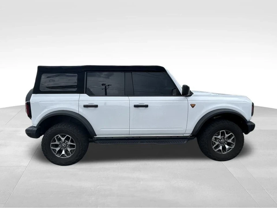 2022 Ford Bronco 6th Gen - Image 3 of 12