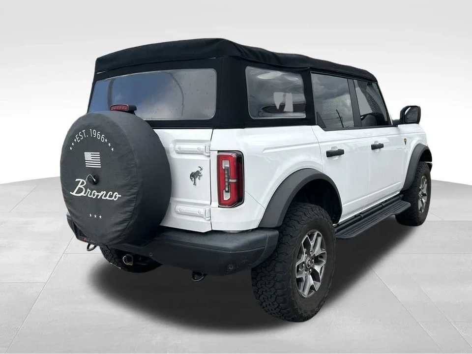 2022 Ford Bronco 6th Gen - Image 4 of 12