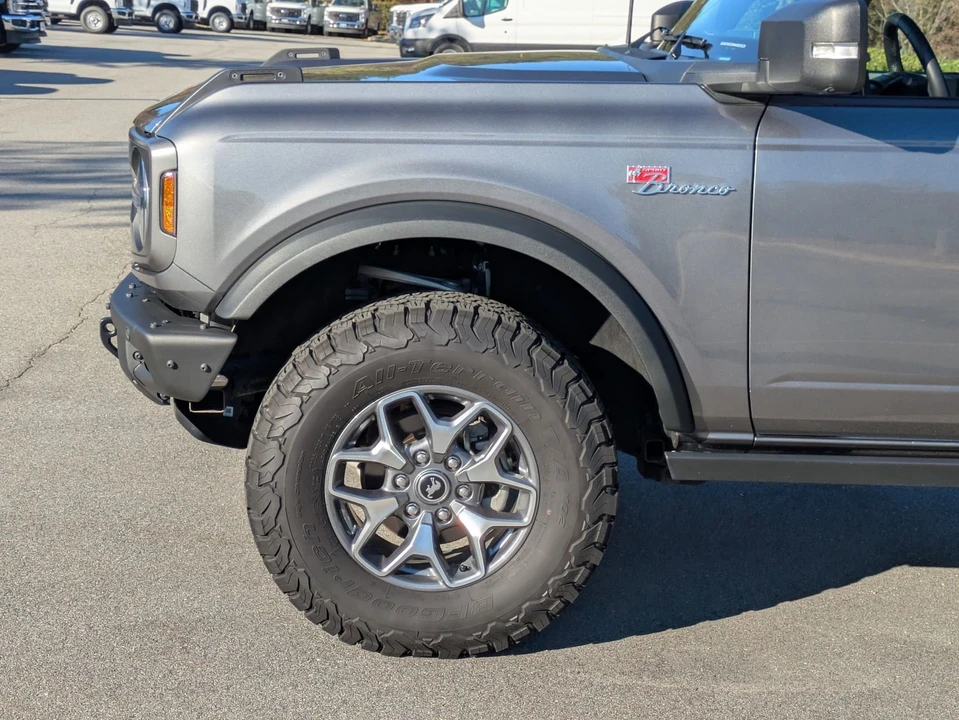 2022 Ford Bronco 6th Gen - Image 11 of 21