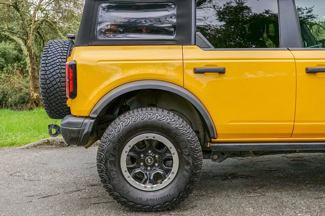 2022 Ford Bronco 6th Gen - Image 26 of 31