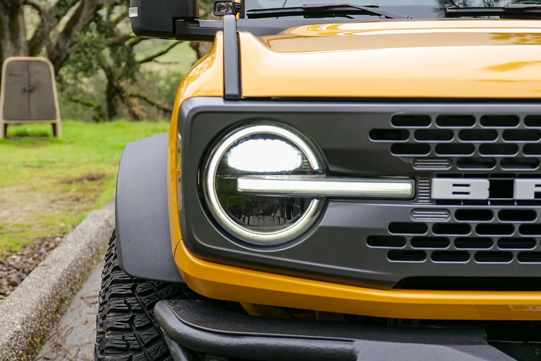 2022 Ford Bronco 6th Gen - Image 9 of 31