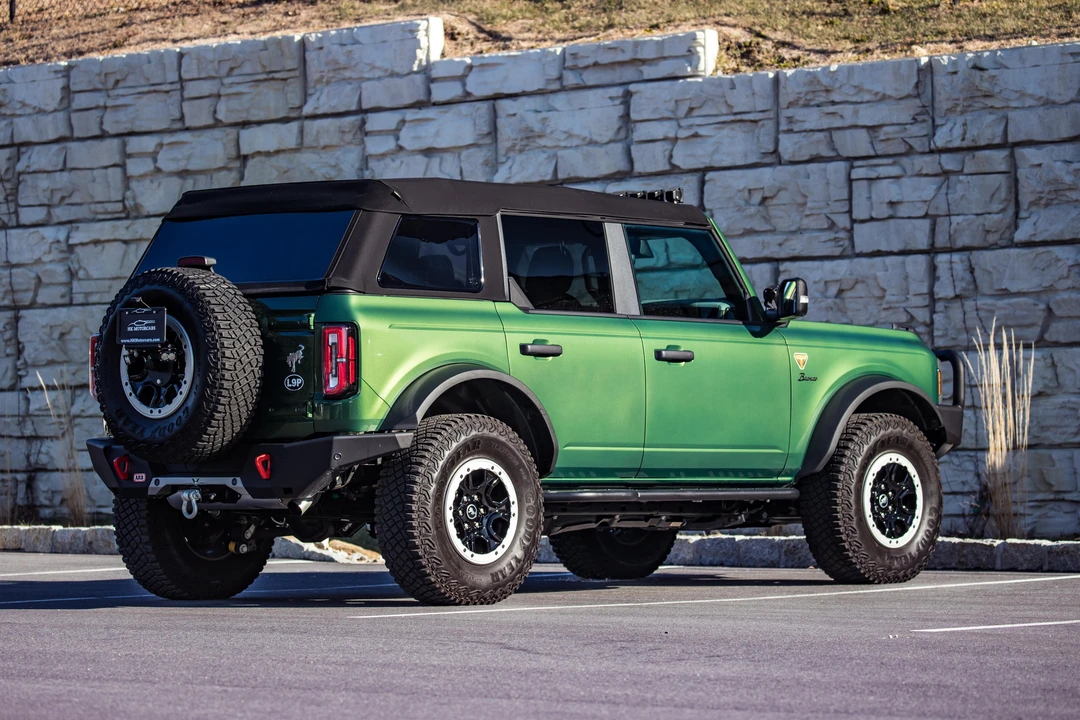 2022 Ford Bronco 6th Gen - Image 17 of 31
