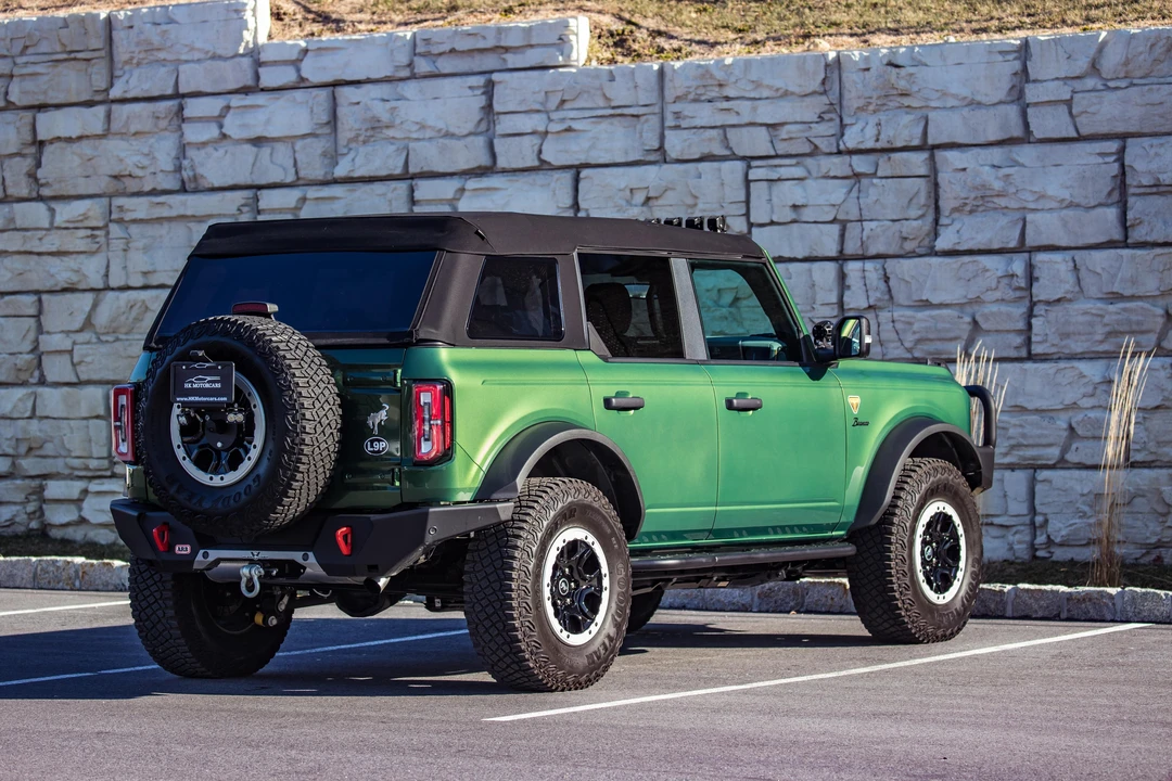 2022 Ford Bronco 6th Gen - Image 16 of 31